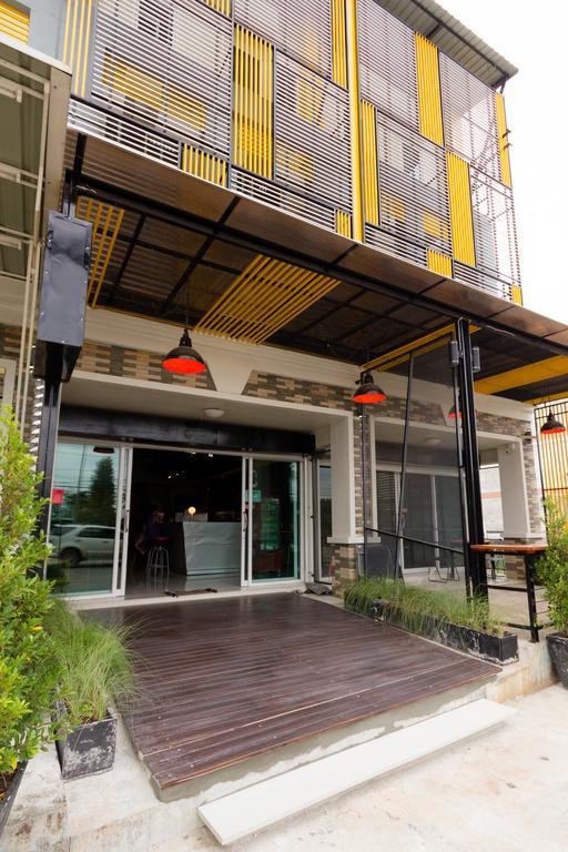 Oyes Hostel Краби Экстерьер фото