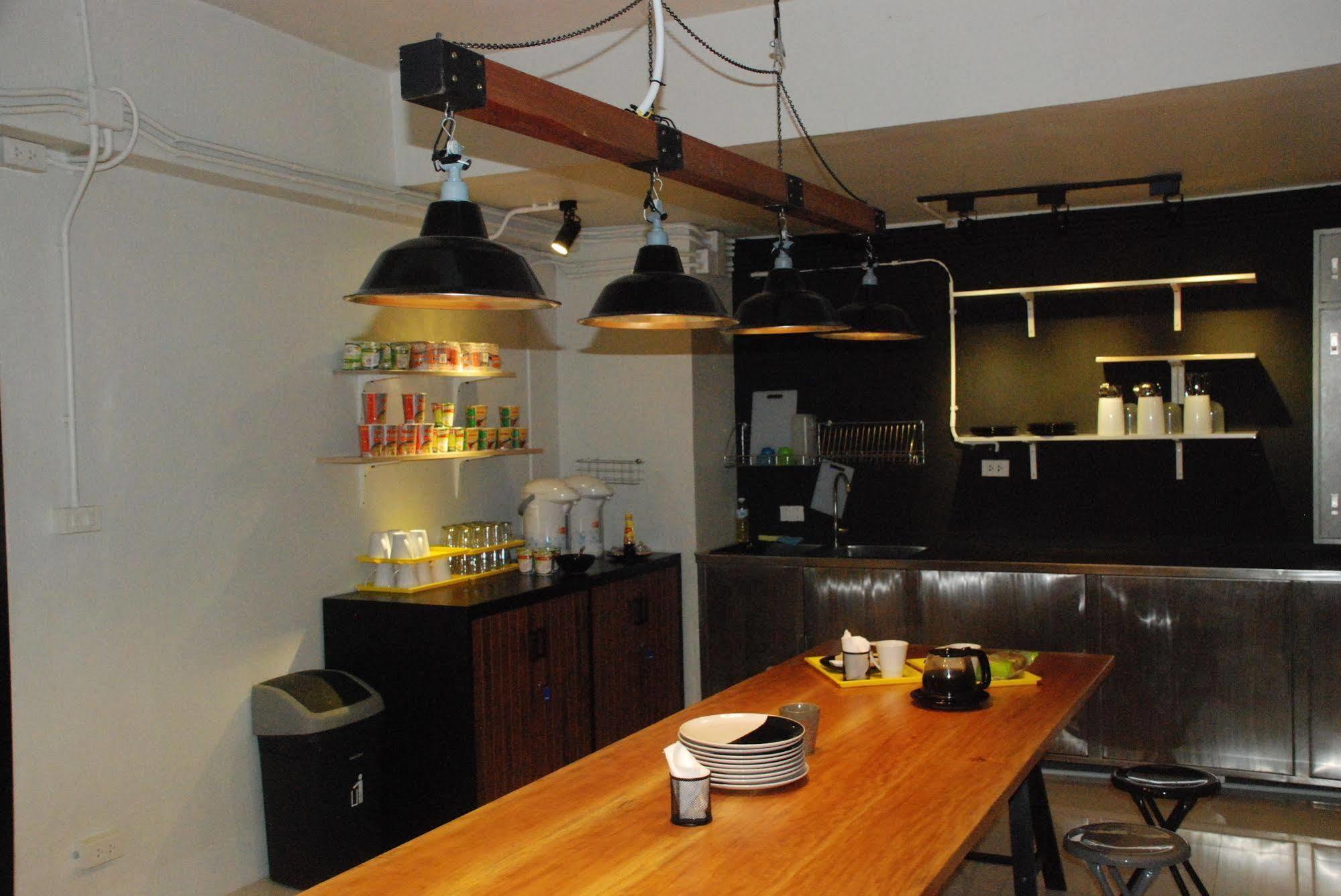 Oyes Hostel Краби Экстерьер фото